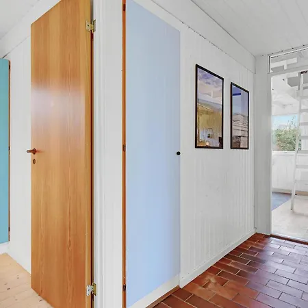 Feriehus Three-bedroom In Sydals *